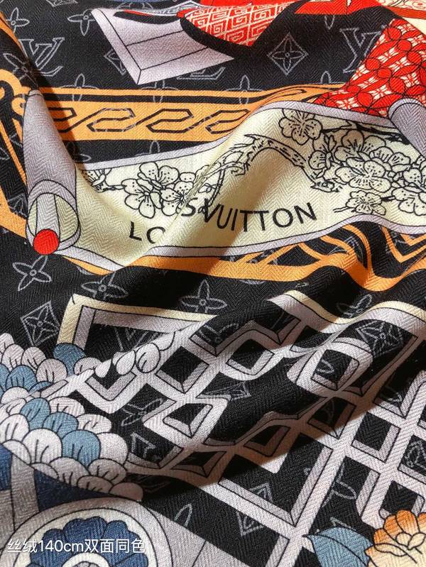 Louis Vuitton Scarf LVC00581